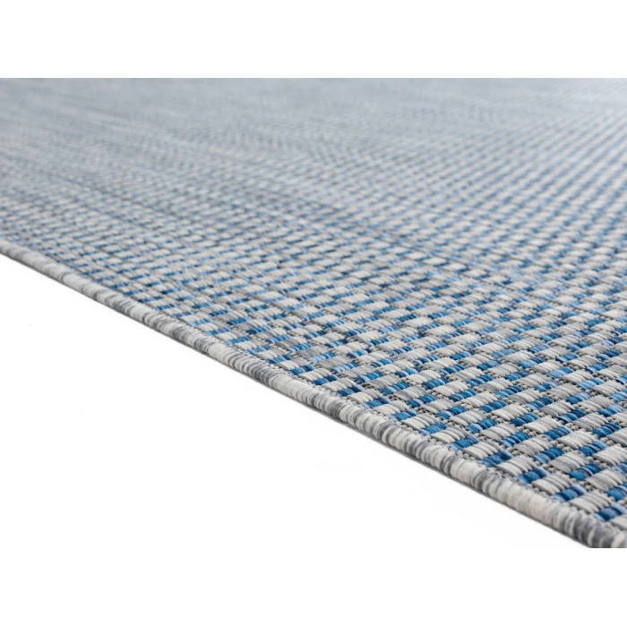 United Weavers Augusta Blue 3900-10560 5 ft. 3 in. X 7 ft. 6 in. Rectangle Rug