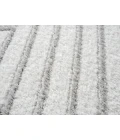 United Weavers Barcelona White 4570-30172 5 ft. 3 in. X 7 ft. 2 in. Rectangle Rug