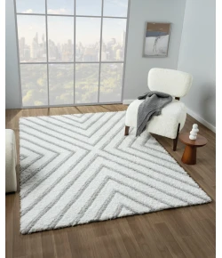 United Weavers Barcelona White 4570-30172 5 ft. 3 in. X 7 ft. 2 in. Rectangle Rug