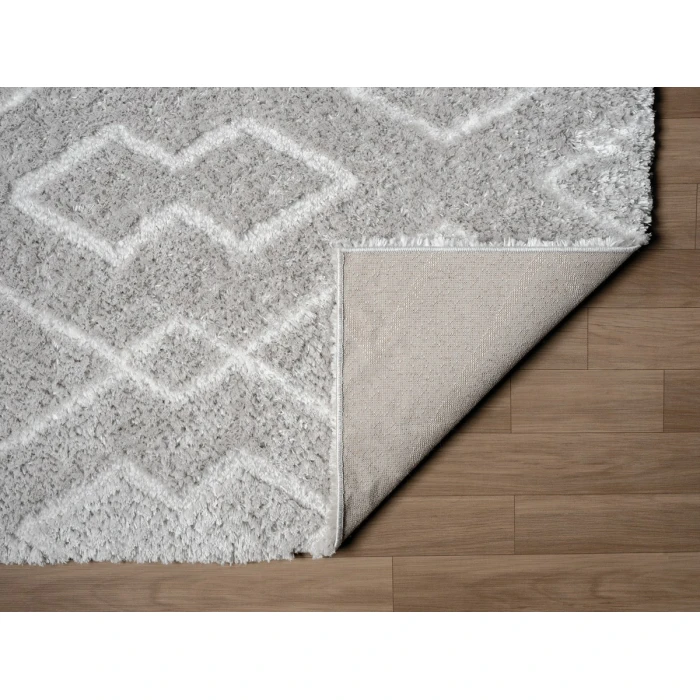 United Weavers Barcelona White 4570-30499 5 ft. 3 in. X 7 ft. 2 in. Rectangle Rug