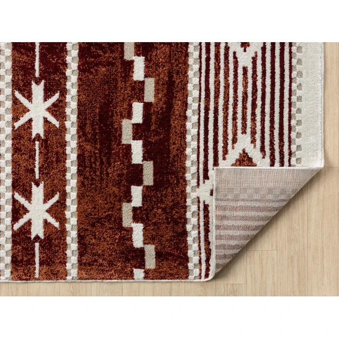United Weavers Stratton Burgundy 675-71534 2 ft. 7 in. X 7 ft. 2 in. Rectangle Rug