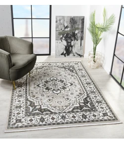 United Weavers Hudson Cream 680-50390 5 ft. 3 in. X 7 ft. 2 in. Rectangle Rug