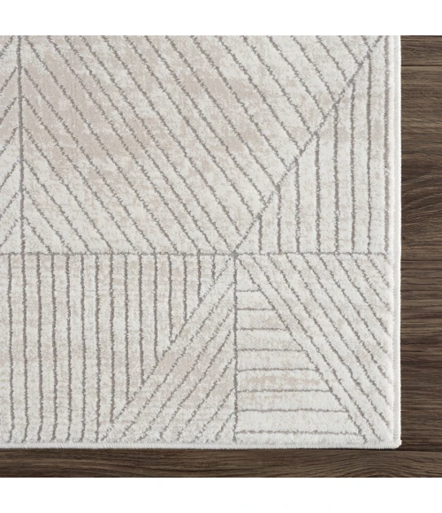 United Weavers Reserve White 770-30399 2 ft. 7 in. X 7 ft. 2 in. Rectangle Rug