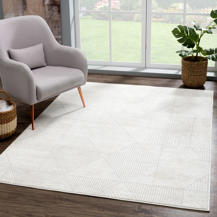 United Weavers Reserve White 770-30399 1 ft. 10 in. X 3 ft. Rectangle Rug