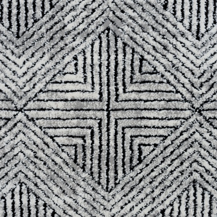 United Weavers Reserve Black 770-30670 7 ft. 11 in. X 7 ft. 11 in. Round Rug