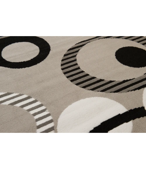 United Weavers Dallas Silver 851-10471 2 ft. 3 X 7 ft. 2 in. Rectangle Rug