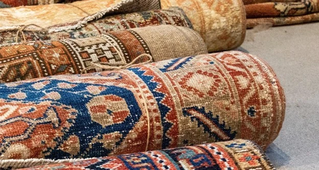 Reverse Rolling Rugs