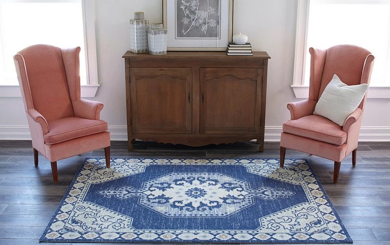 Traditional Blue Rug 